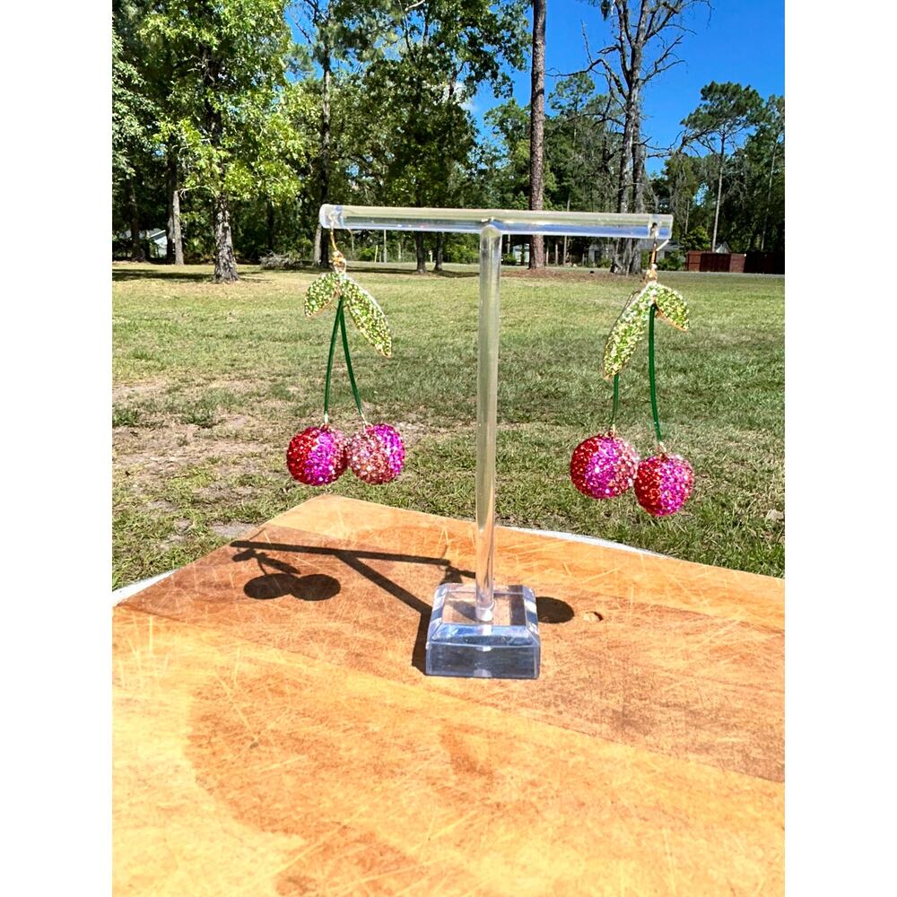 Vintage Pink Beaded Cherry Cluster Drop Earrings Boho Retro Fruit Novelty - Picture 12 of 14
